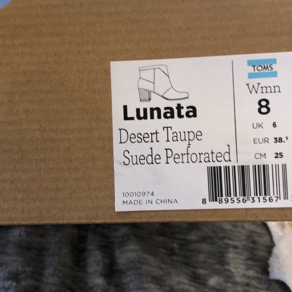 TOMS Lunata Desert Taupe Suede ankle bootie - Picture 5 of 8